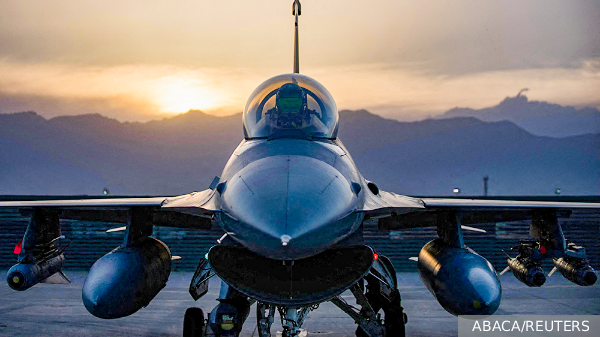 Взлетно-посадочные полосы Украины признали непригодными для F-16