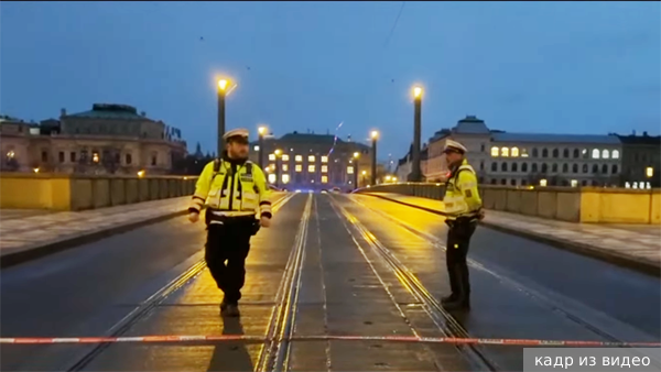 Полиция обезвредила стрелявшего в центре Праги