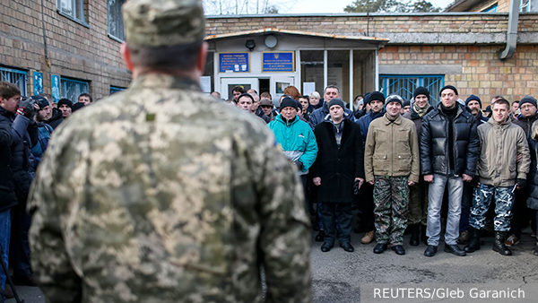 Зеленский выбрал токсичный способ загнать украинцев в армию