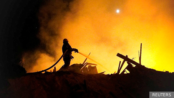 Пожар возник на объекте критической инфраструктуры под Киевом после взрывов 