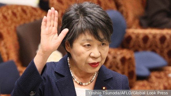Глава МИД Японии неожиданно прибыла с визитом на Украину