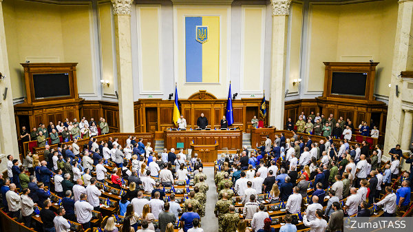 2024-й даст шанс старым украинским политикам 