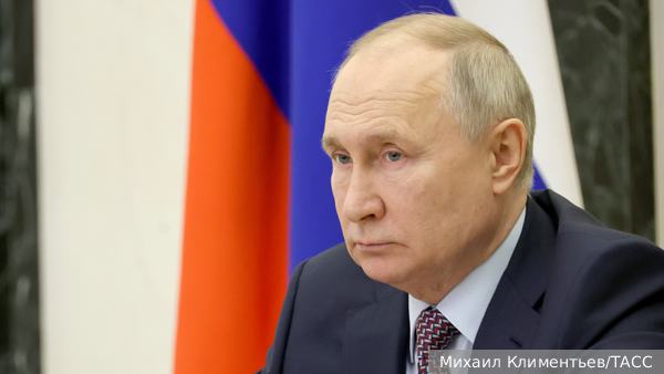 Песков обозначил сроки выхода предвыборной программы Путина