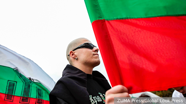 От иллюзии братства Болгарии пора избавиться