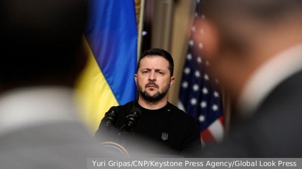 Премьер Словакии заявил, что Украина находится под контролем США 