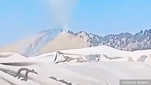 Направлявшийся в Москву пассажирский самолет разбился в горах Афганистана