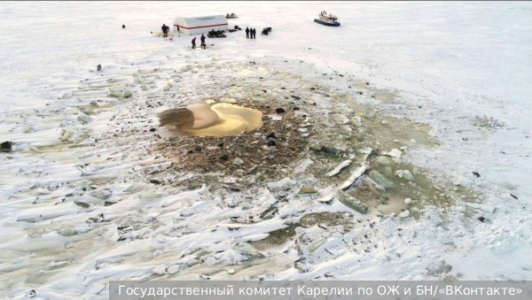 Тело погибшего члена экипажа Ми-8 подняли со дна Онежского озера