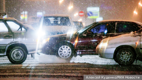 В Подмосковье произошло второе за день массовое ДТП из-за снегопада
