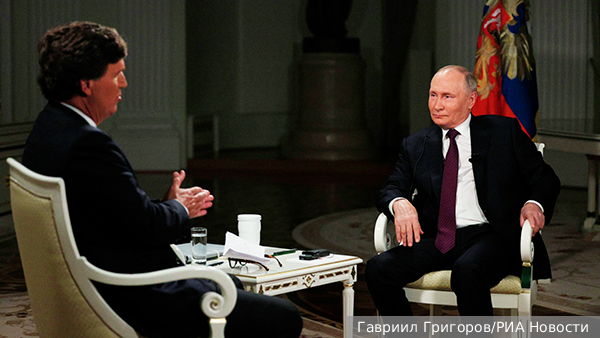 Путин и Карлсон вышли в лидеры по упоминаемости в соцсетях