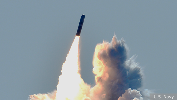 Британия неудачно запустила стратегическую ракету Trident II D5