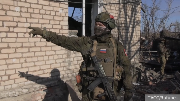 Российские военные показали путь штурмовых групп к центру Авдеевки