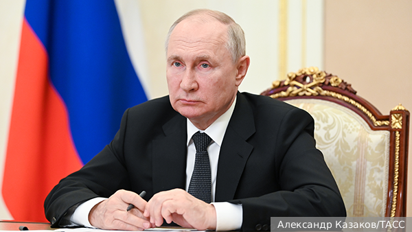 Кремль: Путин выразил соболезнования родным Лебедева