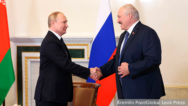 Путин поздравил Лукашенко с победой белорусских патриотических сил на выборах