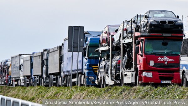 Польша назвала условие закрытия границы для товаров с Украины