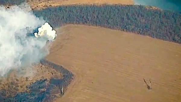 В Сети появились кадры уничтожения установки HIMARS с расчетом в ДНР