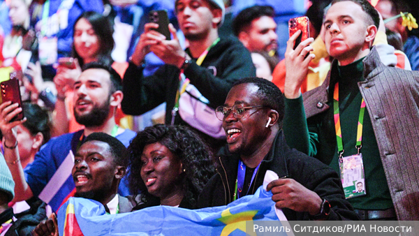 Депутат Госдумы: Всемирный фестиваль молодежи развеял мифы Запада о России