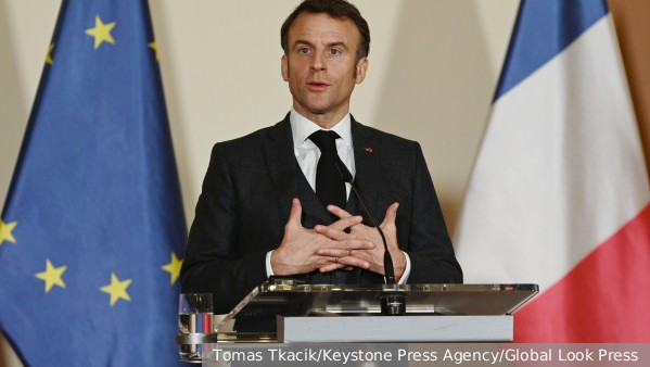 Politico: Три страны готовы вступить в альянс с Францией для отправки военных на Украину