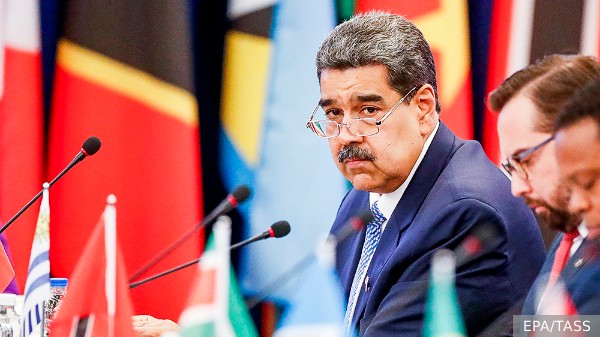 Мадуро назвал Зеленского «побежденным клоуном»