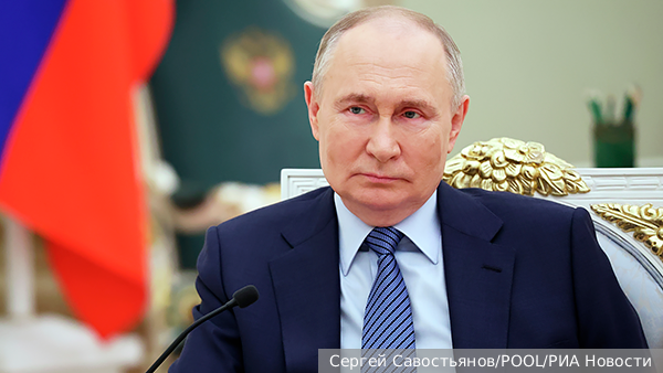 Путин назвал причину острой реакции Макрона в адрес России