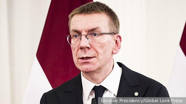Президент Латвии на латыни призвал «разрушить» Россию