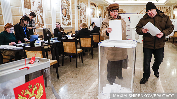 Эксперт: Россияне активно идут на выборы президента, несмотря на все усилия противников