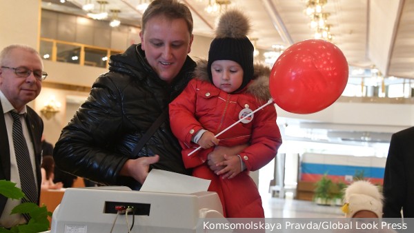 ЦИК: Путин набирает 87,34% голосов по итогам обработки 50% протоколов