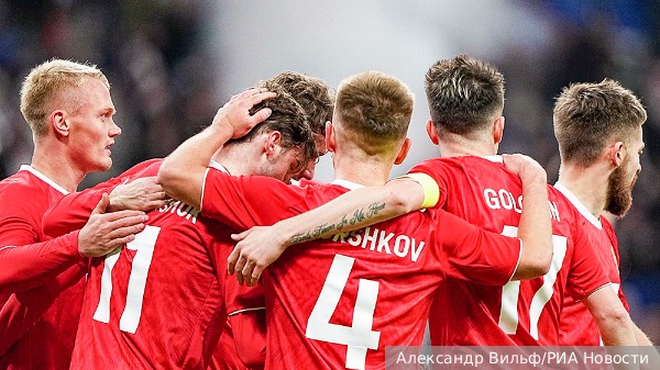 Сборная России забила третий гол в матче с Сербией