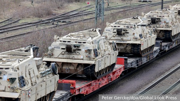 Коммунисты Греции заблокировали поезд с американскими танками