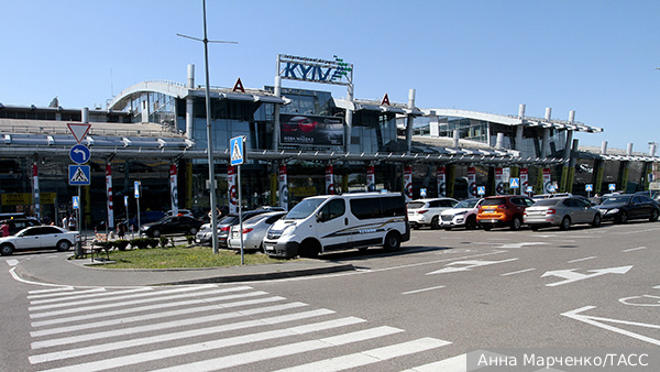 В районе киевского аэропорта Жуляны прогремел сильный взрыв