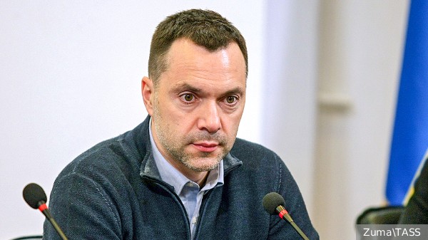 Арестович оговорился о причастности Киева к теракту в «Крокусе»