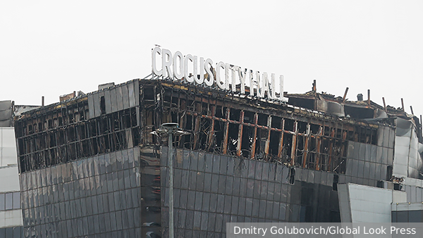 РБК: Сгоревшее здание «Крокус Сити Холла» находится в залоге у «Газпромбанка»