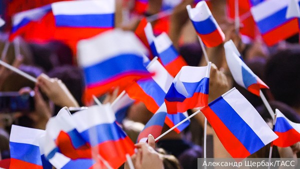 Эксперт объяснил рекордный уровень патриотизма среди россиян  за четверть века