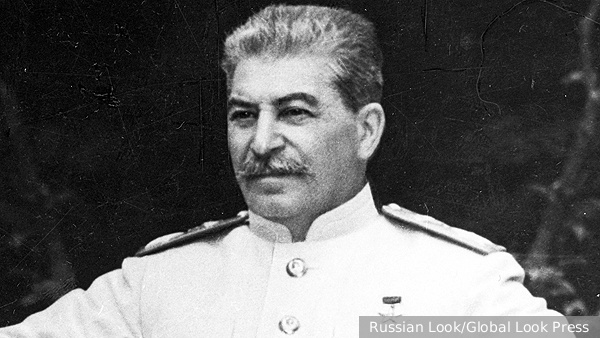 МВД не нашло экстремизма в смерти Сталина