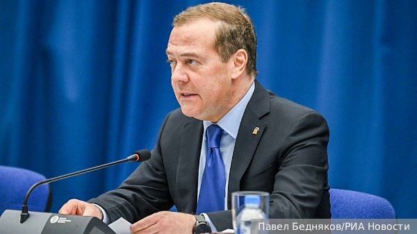 Медведев: Лидеры США, Франции, Британии и ФРГ – соучастники теракта в «Крокусе»
