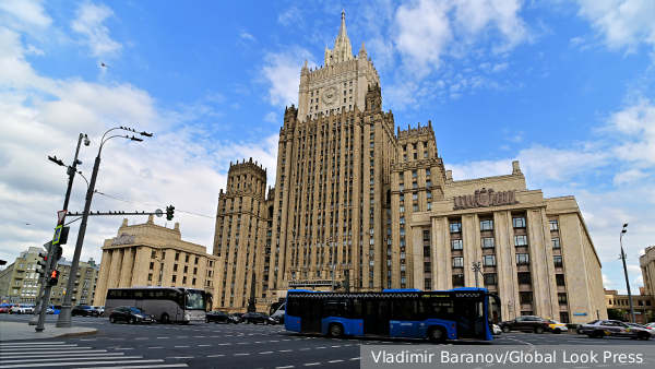 МИД призвал мировое сообщество лишить Киев возможности ядерного террора