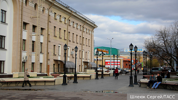 Губернатор Паслер призвал жителей Оренбурга эвакуироваться из-за подъема воды в Урале
