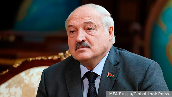 Лукашенко: Минск абсолютно поддерживает позицию Москвы по урегулированию на Украине