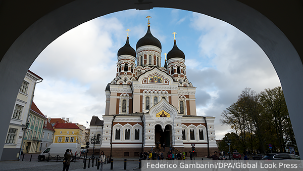 Сенатор назвал «нехристями» руководство МВД Эстонии за нападки на РПЦ