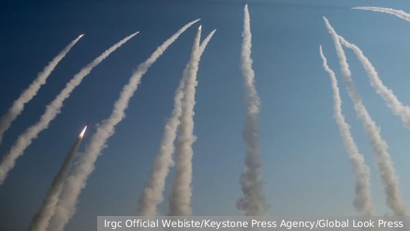 IRNA сообщило о запуске Ираном баллистических ракет по Израилю