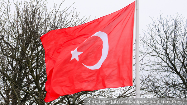 Таджикистан вернул визовый режим для граждан Турции