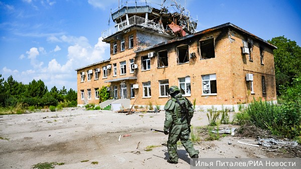Минтранс сообщил о готовности восстановить Луганский и Мариупольский аэропорты