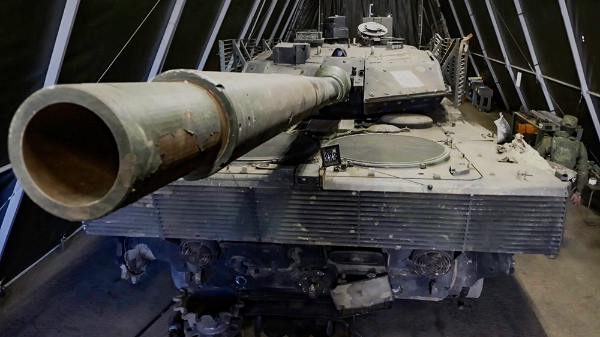 Появилось видео изнутри захваченного танка Leopard 2