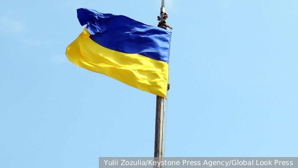 Украинский флаг в Финляндии дважды подвергся вандализму