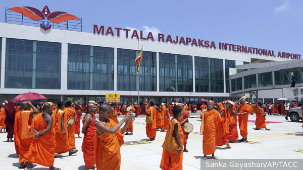 Авиаэксперт перечислил выгоду от передачи России в управление аэропорта на Шри-Ланке