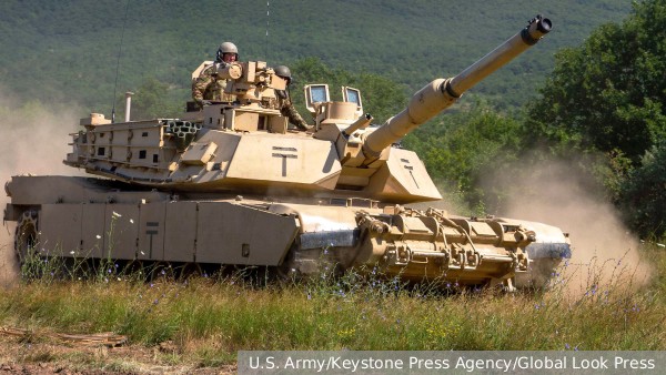 Бойцы группировки «Центр» эвакуировали с передовой подбитый Abrams