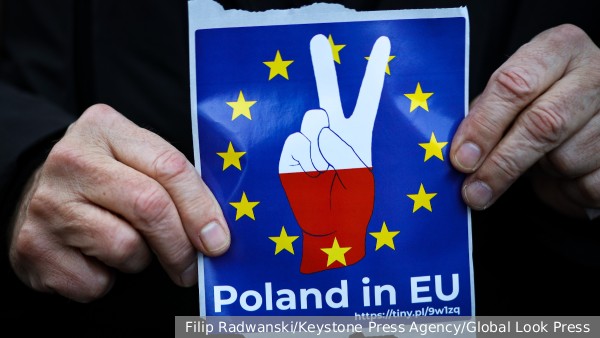 В Польше посчитали, сколько ей принесло членство в Евросоюзе