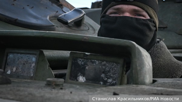 Военкор Симонов показал, как бойцы выжигают технику ВСУ на Купянском направлении