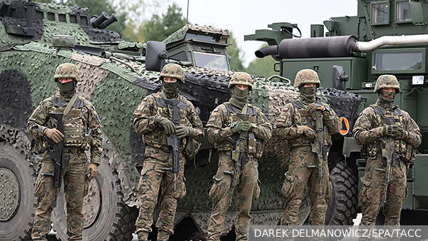 ВС Польши предупредили о передвижении военной техники вблизи границ с Россией