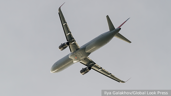 Подавший сигнал тревоги самолет Москва – Оренбург успешно сел в Шереметьево