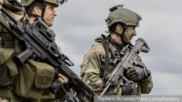 Франция опровергла отправку Иностранного легиона на Украину